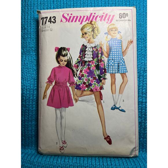 Simplicity 7743 Sewing pattern Girls dress A line fit and flare 1960s size 14 - Picture 1 of 5